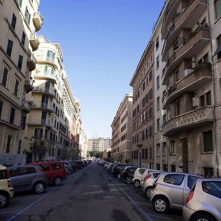 Gg In Vatican Apartment Rome