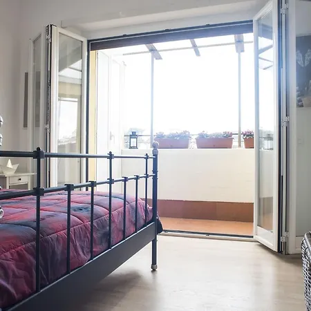 Gg In Vatican Apartment *